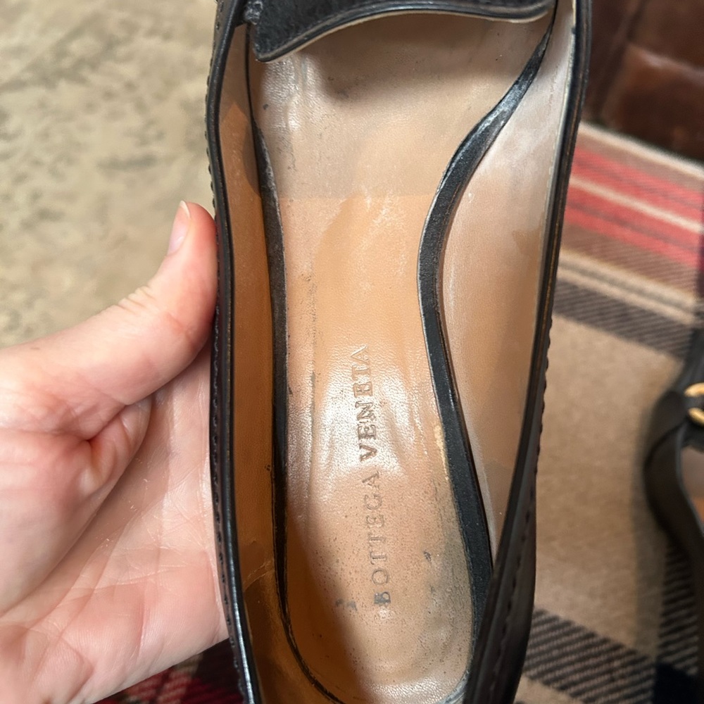 Bottega Veneta black leather pump - Picture 4 of 7